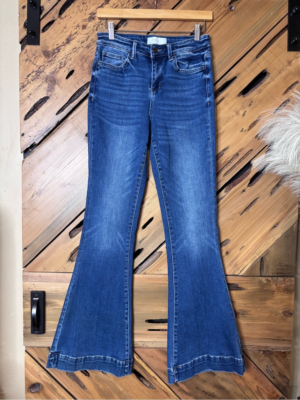 High-Rise Blue Flare Jeans — Classic Women's Wide Leg